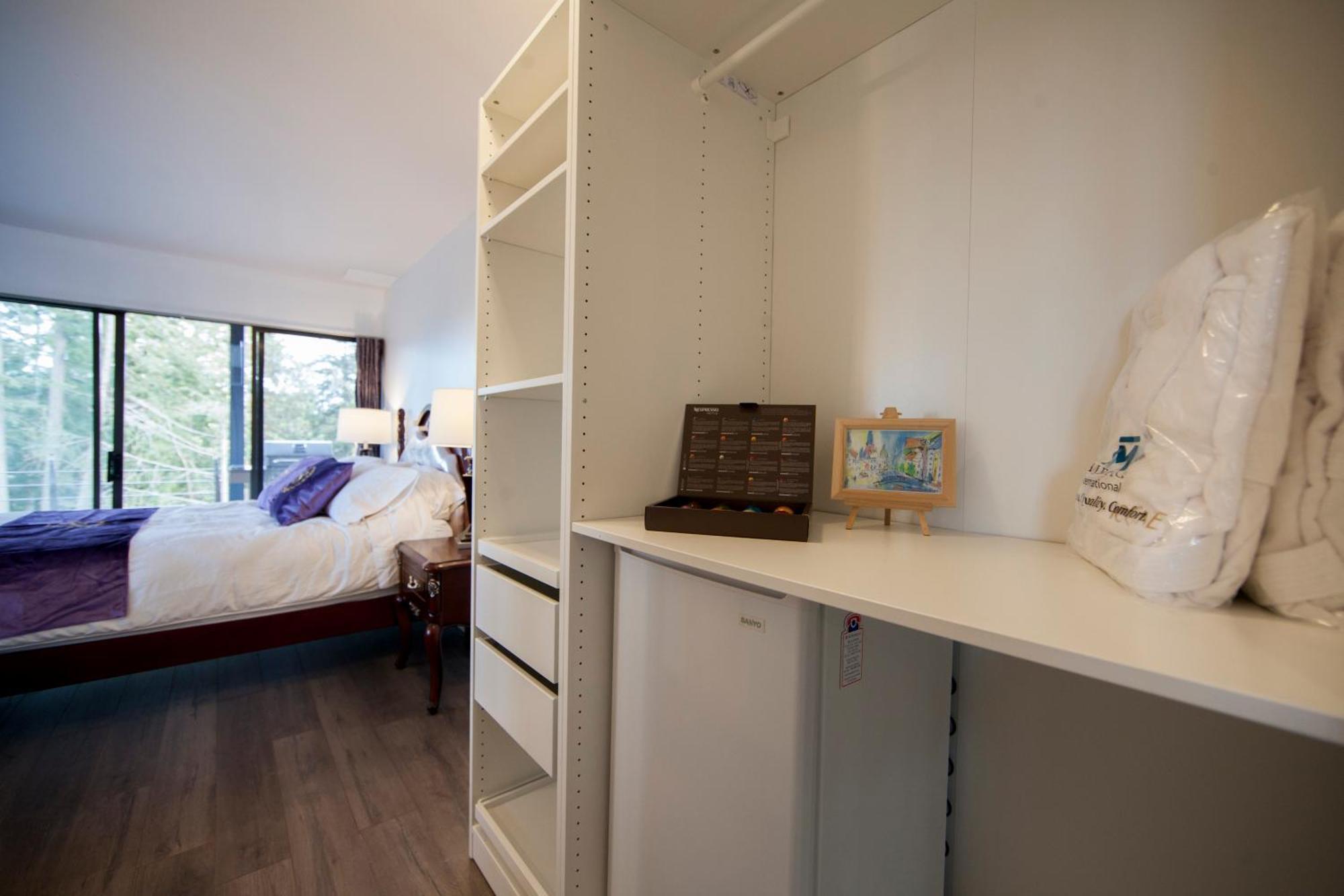 Shangri-La Oceanfront Vacation Home Bedwell Harbour Ngoại thất bức ảnh